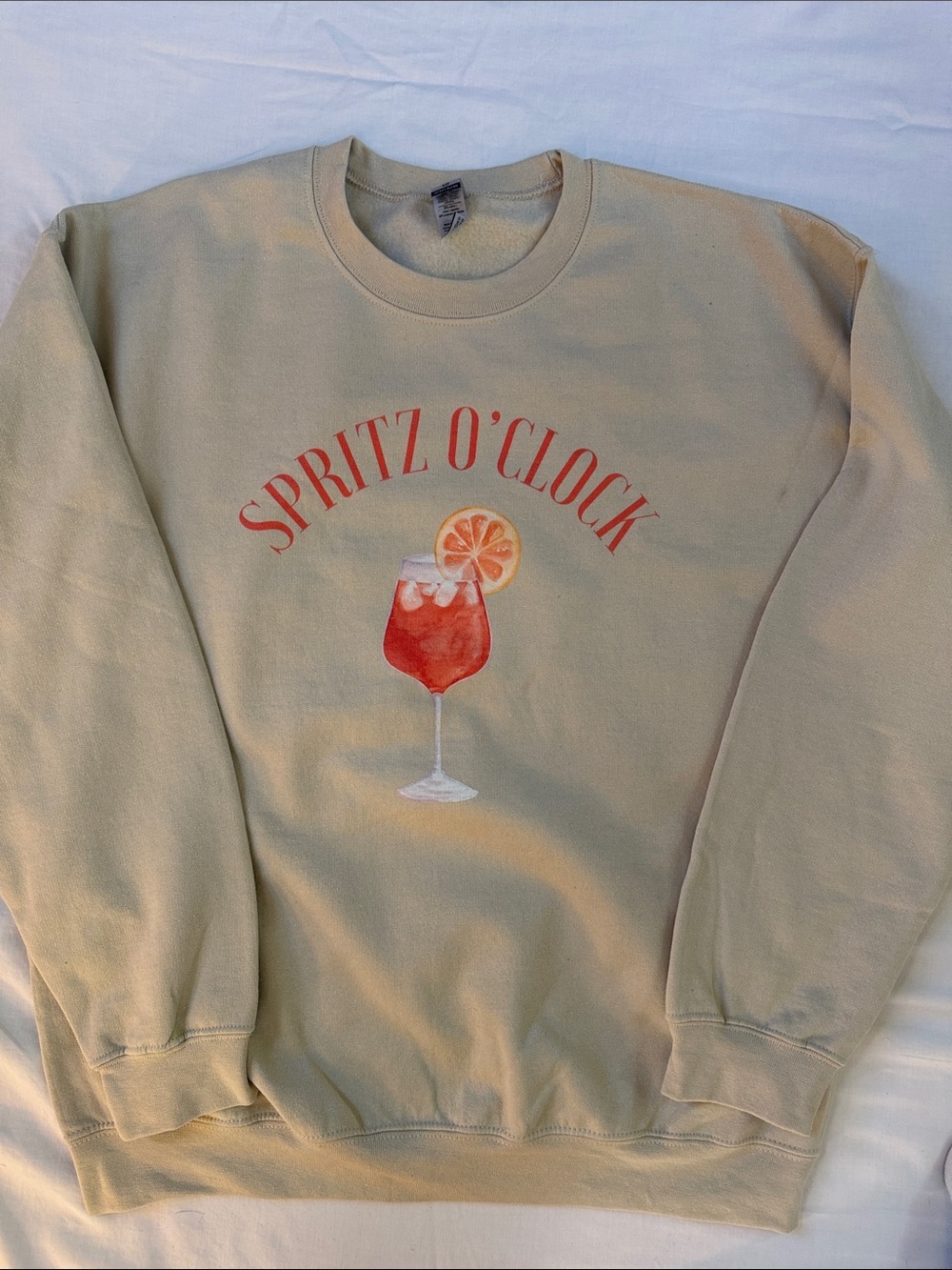 Gildan Beige Crewneck Sweatshirt with Orange 'Spritz O'Clock' Graphic Size L